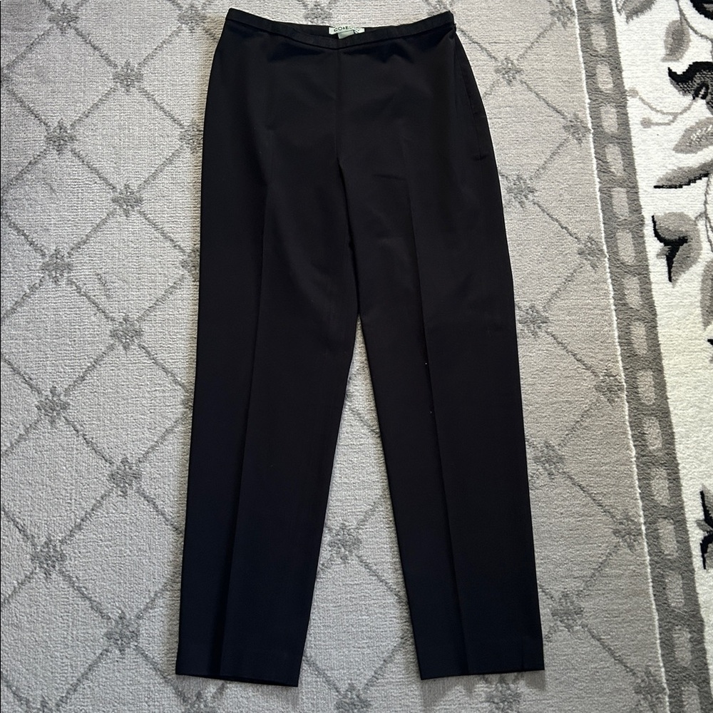 Elegant Black Women's Cropped Pants